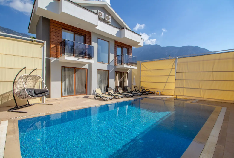 Why Families Choose Halal-Friendly Villa Holidays in Fethiye