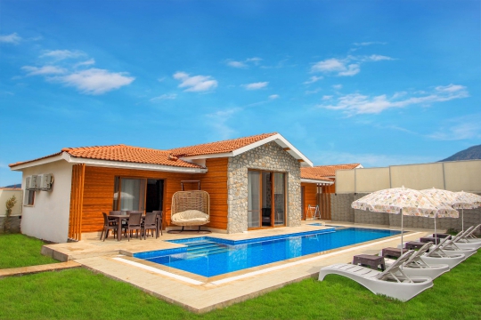 Nokta Villa Resort Tlos 3 - s large pool terrace and garden
